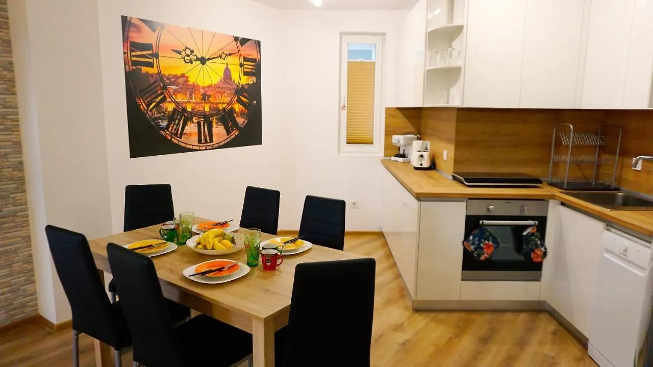 Апартамент Далия - Apartment Dalia Varna
